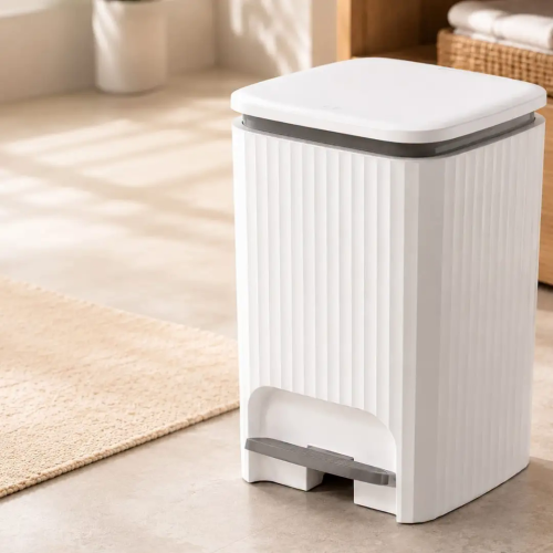 Foot Pedal Dustbin/Trash Can Foot Pedal Dustbin/Trash Can