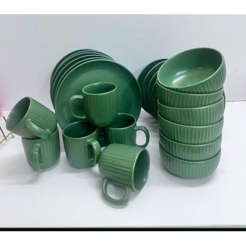 24 Piece Green Ribbed Ceramic Dinner Set