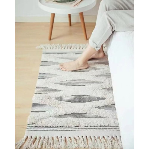 Bohemian Rug With Tassels