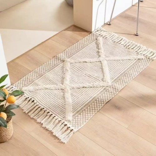 Bohemian Rug With Tassels