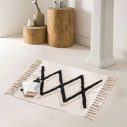 Bohemian Rug With Tassels