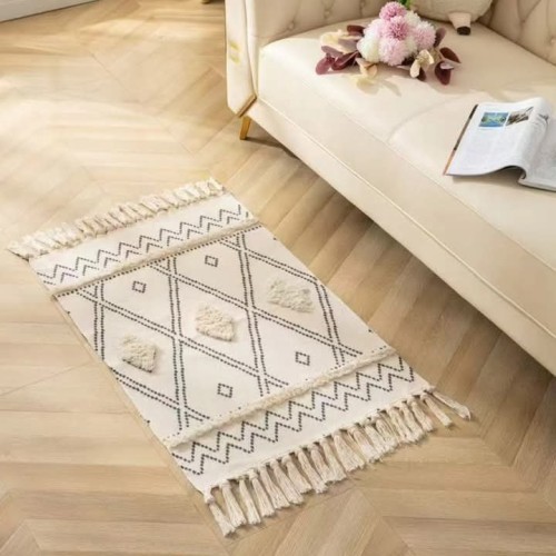 Bohemian Rug With Tassels