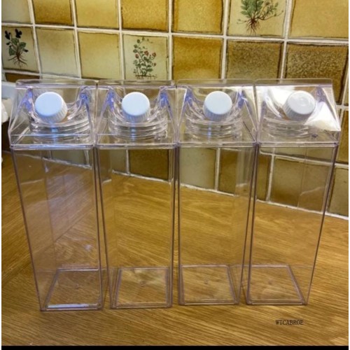 Multipurpose Acrylic Bottle for Beverages – 1L Space Saver Multipurpose Acrylic Bottle for Beverages – 1L Space Saver