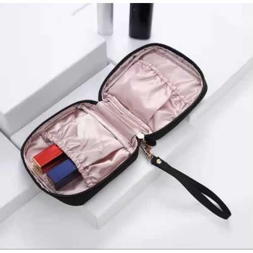 Waterproof Pad Pouch – Tampon & Travel Organizer Waterproof Pad Pouch – Tampon & Travel Organizer
