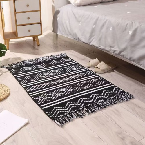 Bohemian Nordic Style Bedroom Rug With Tassles