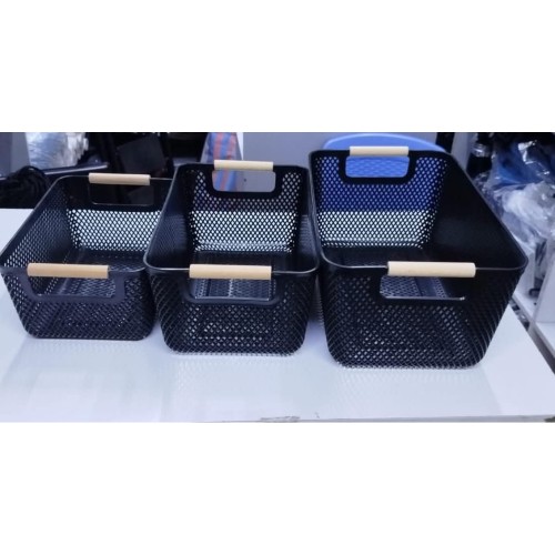 3Pcs Extra-Large Plastic Mesh Storage Basket With Bamboo Handles 3Pcs Extra-Large Plastic Mesh Storage Basket With Bamboo Handles