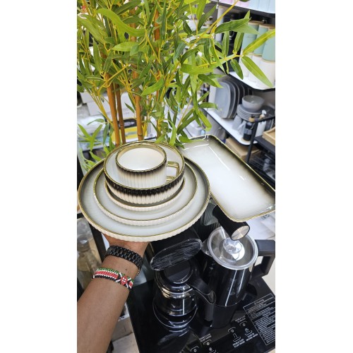 32pcs Gold Realm Dinner Set 32pcs Gold Realm Dinner Set