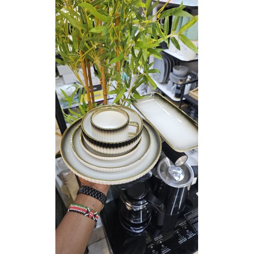 32pcs Gold Realm Dinner Set 32pcs Gold Realm Dinner Set