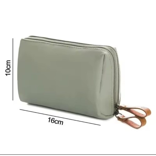 Mini Toiletry & Makeup Bag Mini Toiletry & Makeup Bag