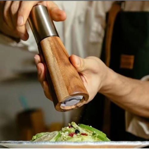 Luxury Kitchen Pepper & Salt Grinder Set