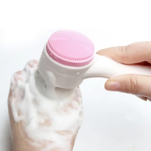Double Sided Facial Brush for Deep Cleansing Double Sided Facial Brush for Deep Cleansing